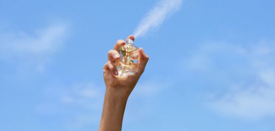 3. Comment mettre du parfum en utilisant la technique "je vaporise et j'avance"