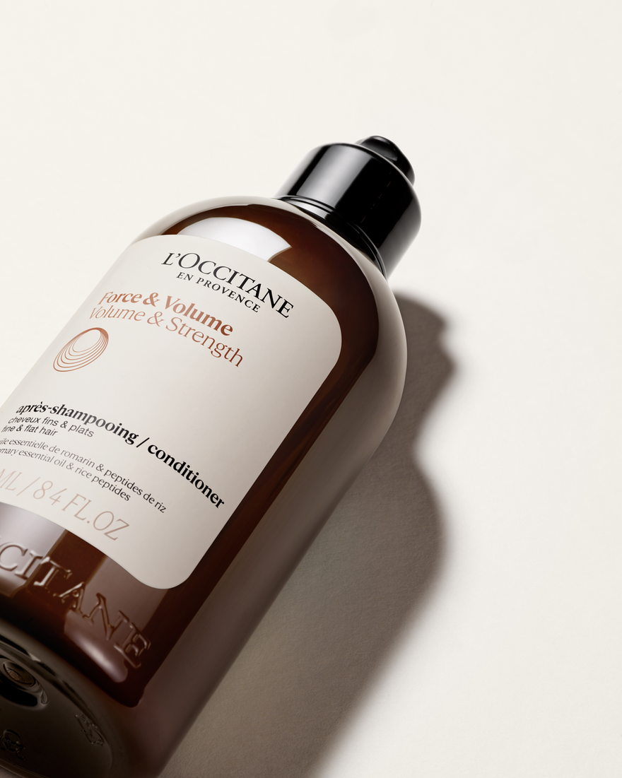 Bildanzeige 2/3 des Produkts Aromachologie Kraft & Volumen Conditioner, , RECT